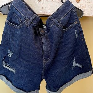 Like new Ava & Viv size 14w high waisted jean shorts
